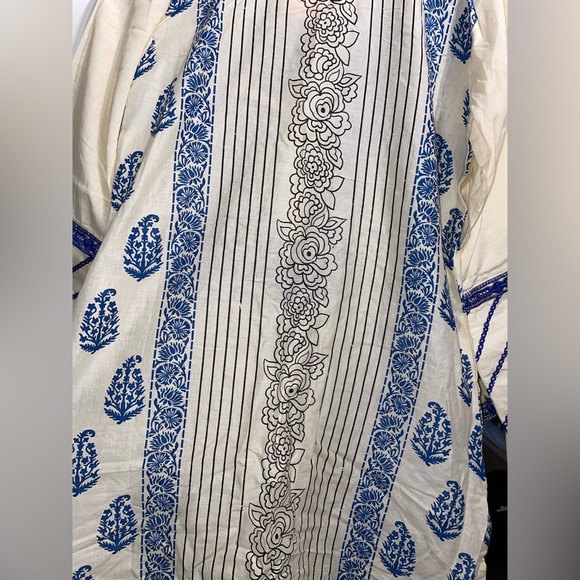 Dress - Picture 15 of 16